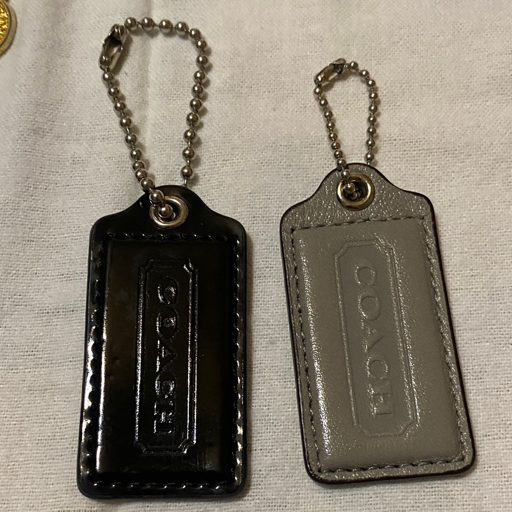 Dooney & Bourke Heart and Tag Keychains - Pink, Gold, Black, Brown - Picture 3 of 5